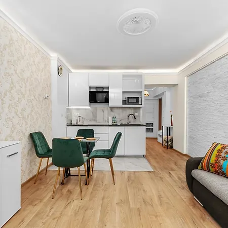 Sereno Vista By Bookinghost *